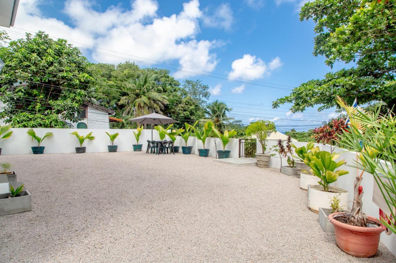 Riverside Mount Simpson - Seychelles Island 보발롱 외부 사진